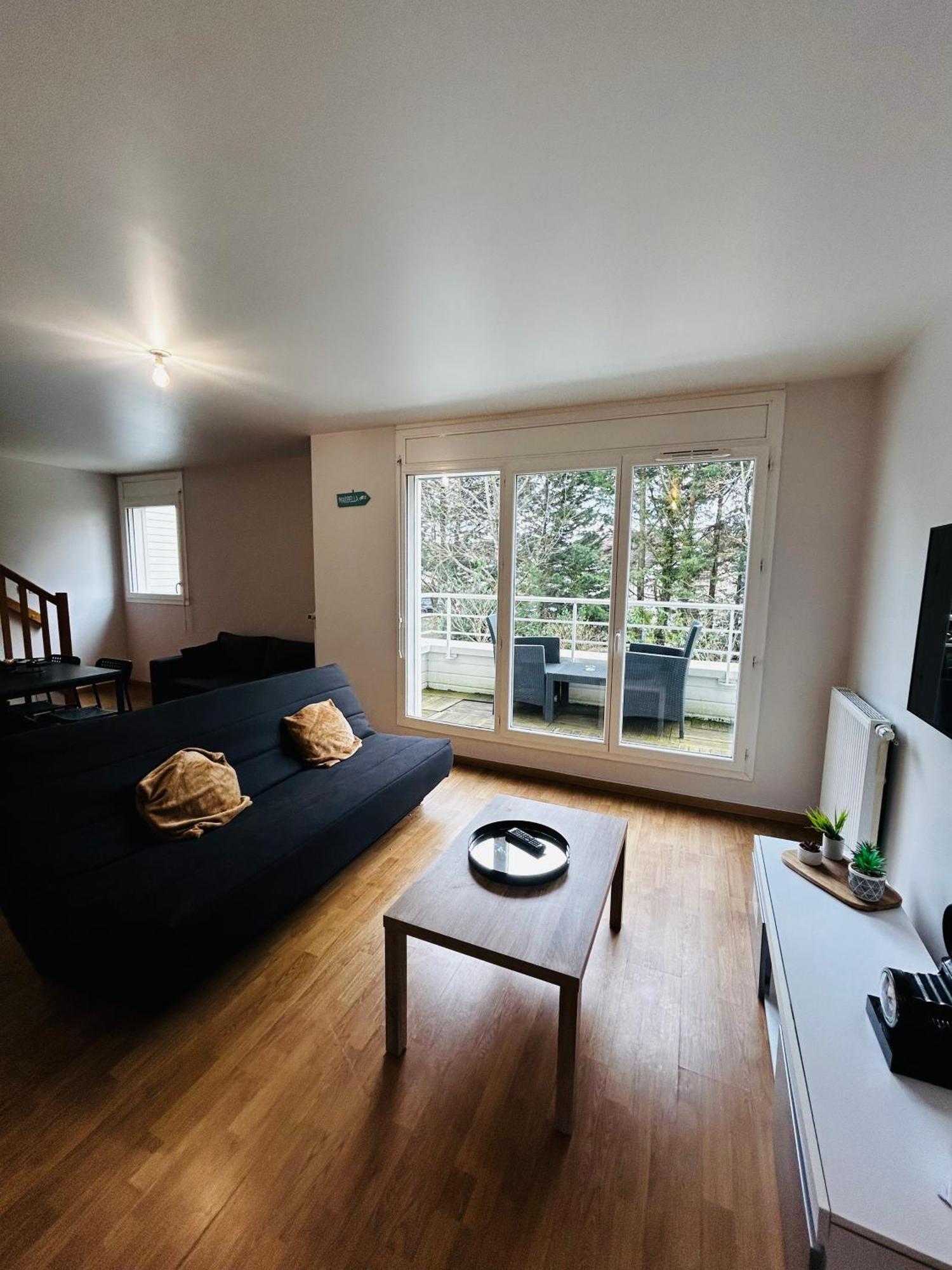 Duplex Lumineux Tout Equipe/Rer D/Balcon/Parking Корбей-Есон Екстериор снимка