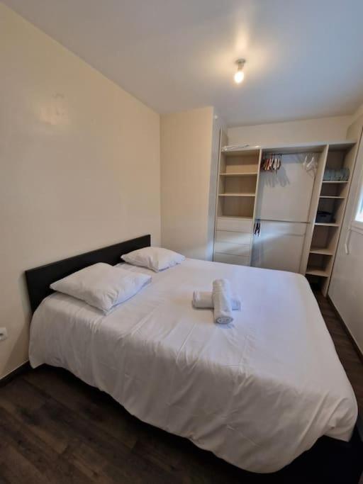 Duplex Lumineux Tout Equipe/Rer D/Balcon/Parking Корбей-Есон Екстериор снимка